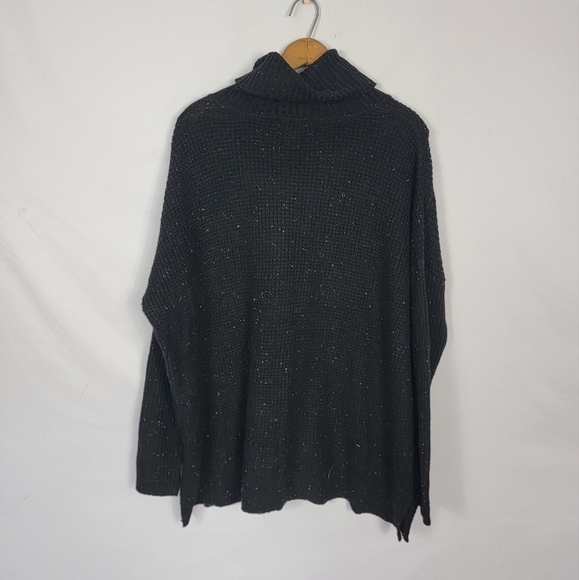 NWT Women's XL Michael, Michael Kors Sweater - Picture 2 of 5